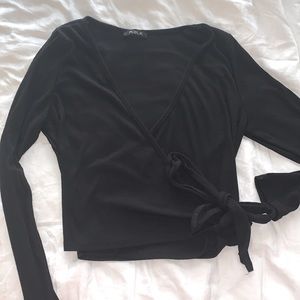 Long sleeve black top